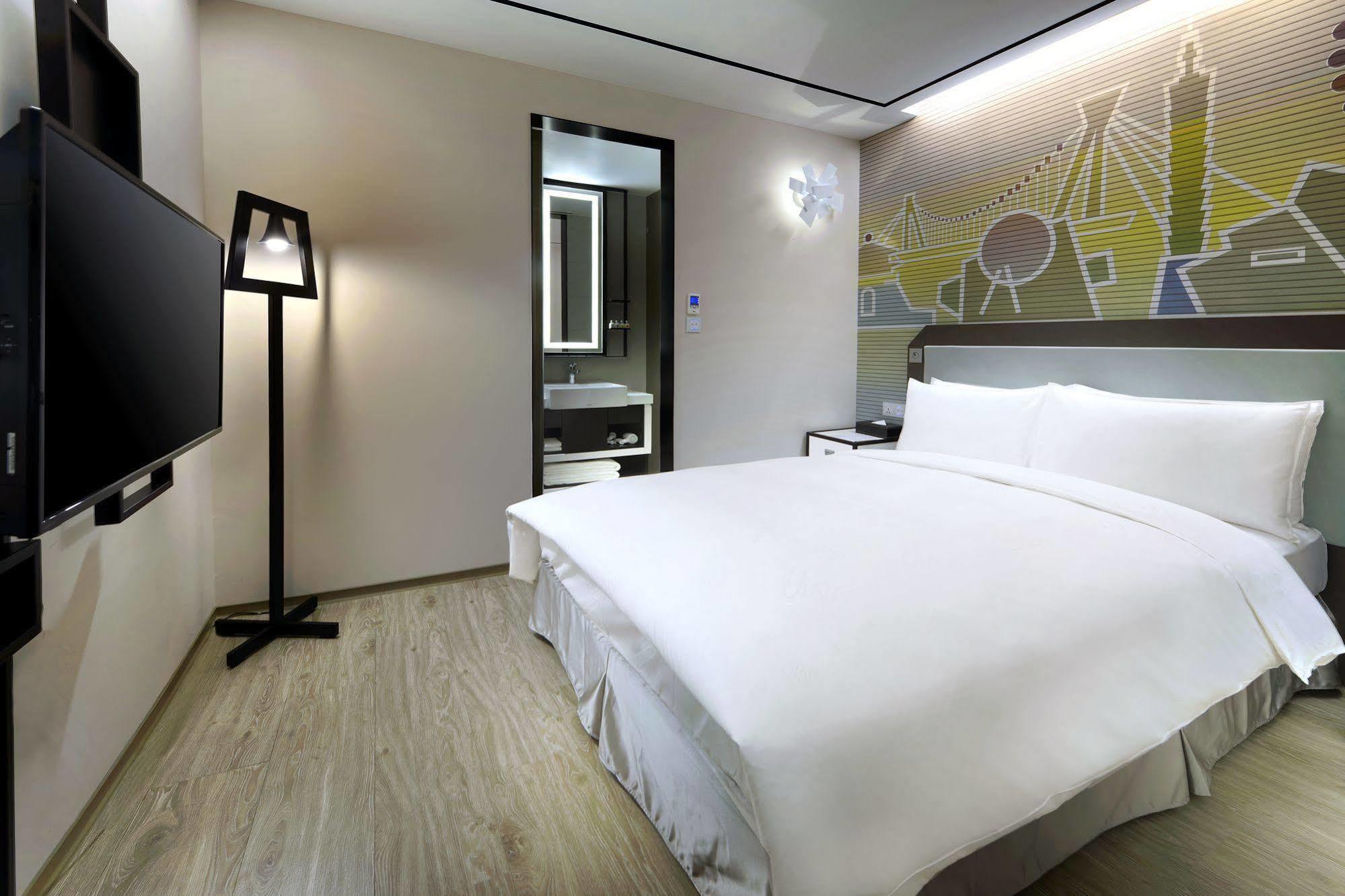 Uinn Business Hotel-Shihlin Taipei Exterior photo